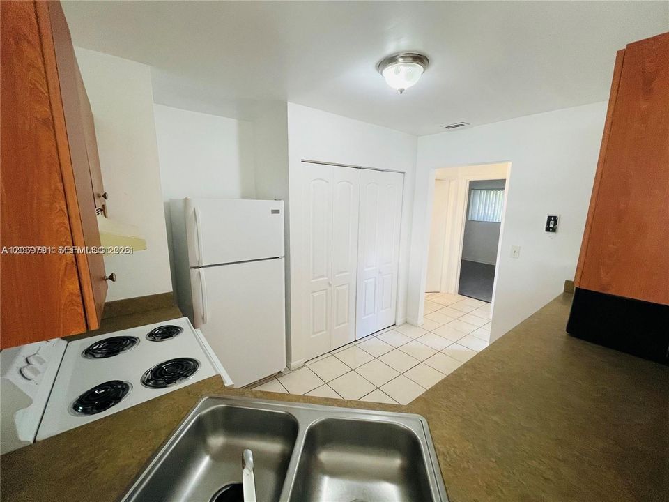 Kitchen 2