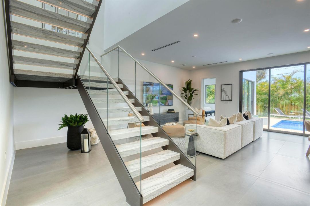3 Stairs 2