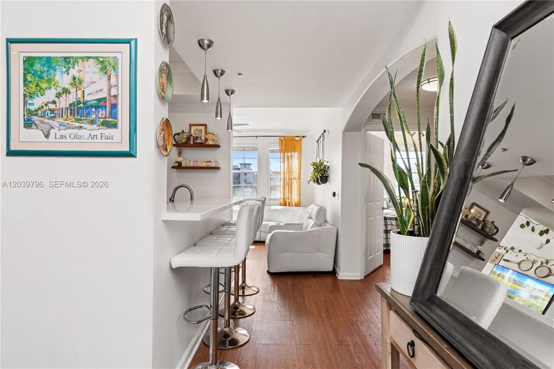 En Venta: $369,999 (2 camas, 2 baños, 1240 Pies cuadrados)