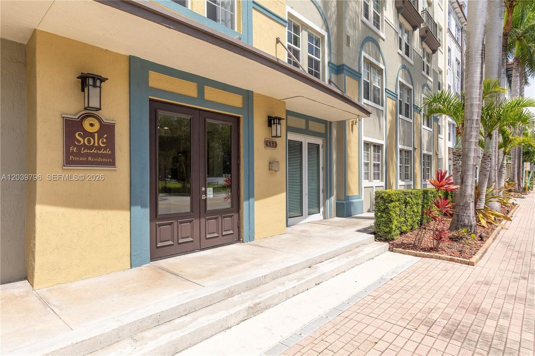 En Venta: $369,999 (2 camas, 2 baños, 1240 Pies cuadrados)
