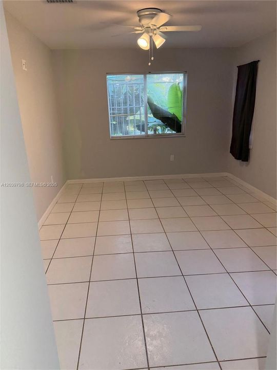En Renta: $3,200 (4 camas, 2 baños, 1159 Pies cuadrados)