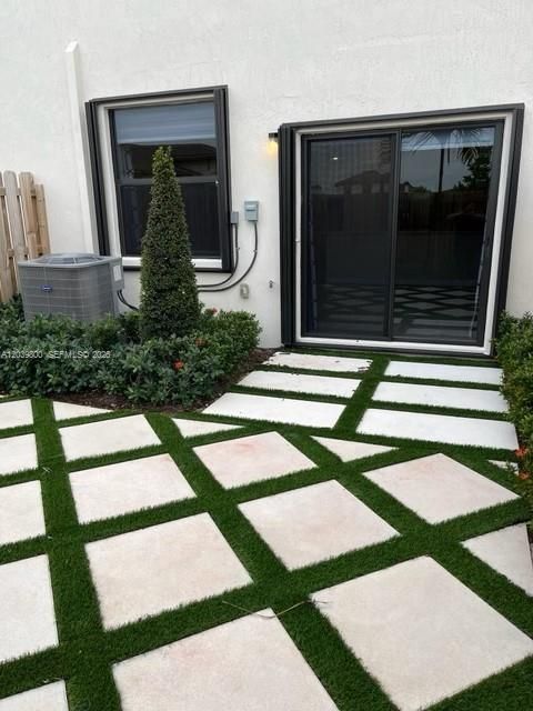 На продажу: $409,975 (3 спален, 2 ванн, 1545 Квадратных фут)
