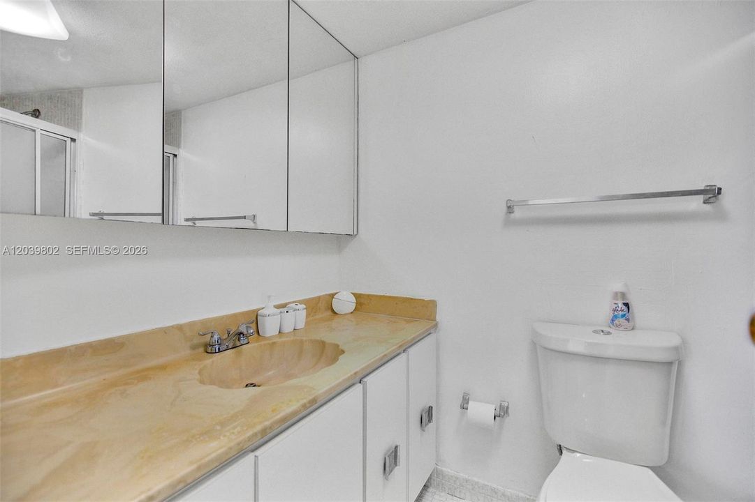 En Renta: $1,950 (1 camas, 1 baños, 725 Pies cuadrados)