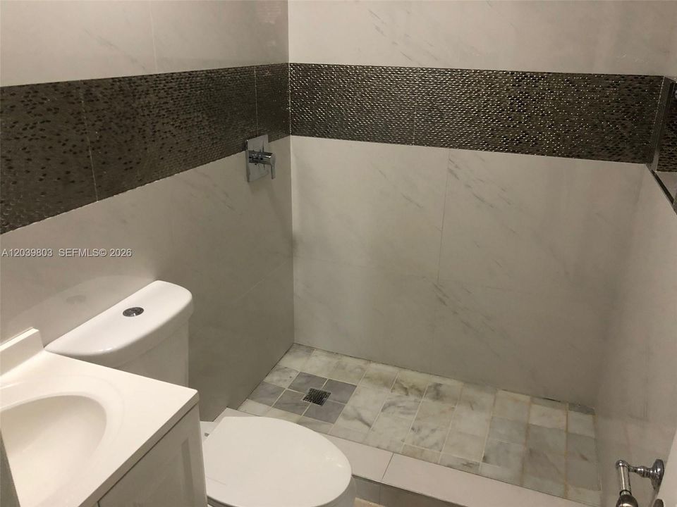 En Renta: $3,650 (4 camas, 2 baños, 1874 Pies cuadrados)