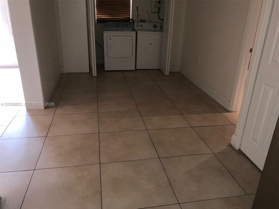 En Renta: $3,650 (4 camas, 2 baños, 1874 Pies cuadrados)