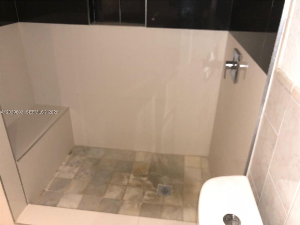 En Renta: $3,650 (4 camas, 2 baños, 1874 Pies cuadrados)
