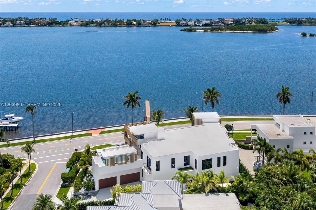 For Sale: $42,500,000 (7 beds, 9 baths, 11228 Square Feet)