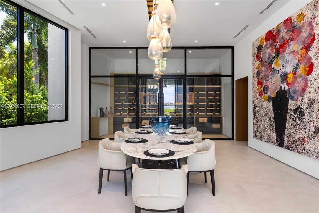 For Sale: $42,500,000 (7 beds, 9 baths, 11228 Square Feet)