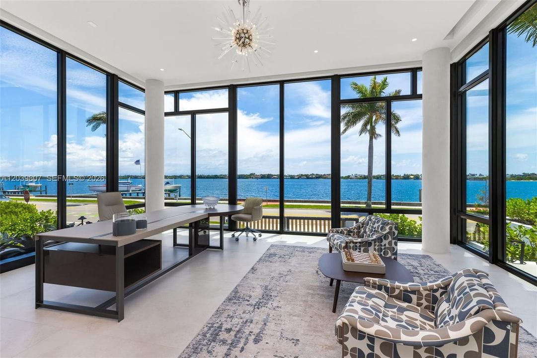For Sale: $42,500,000 (7 beds, 9 baths, 11228 Square Feet)