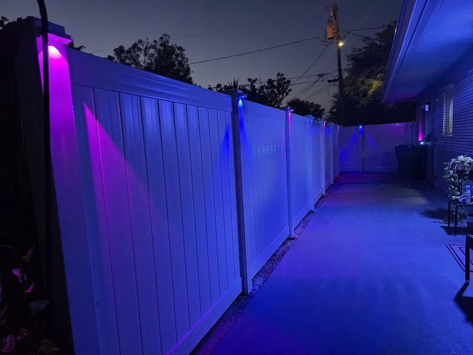WALK WAY TO POOL