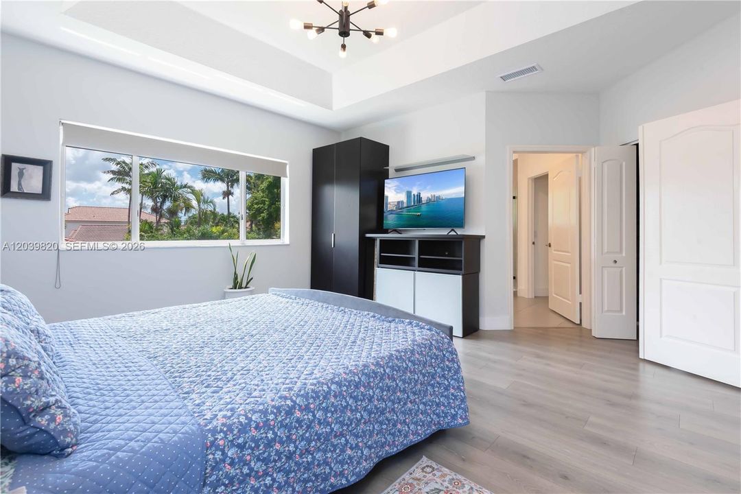 For Sale: $1,160,000 (4 beds, 3 baths, 2401 Square Feet)