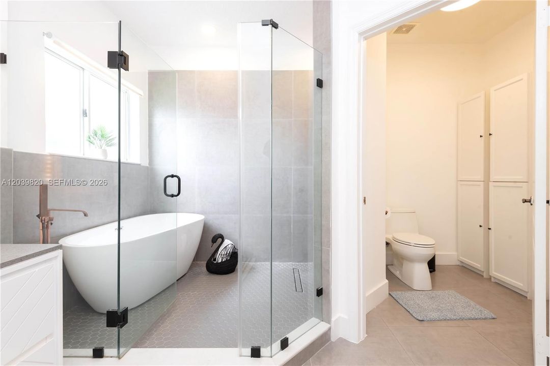 For Sale: $1,160,000 (4 beds, 3 baths, 2401 Square Feet)