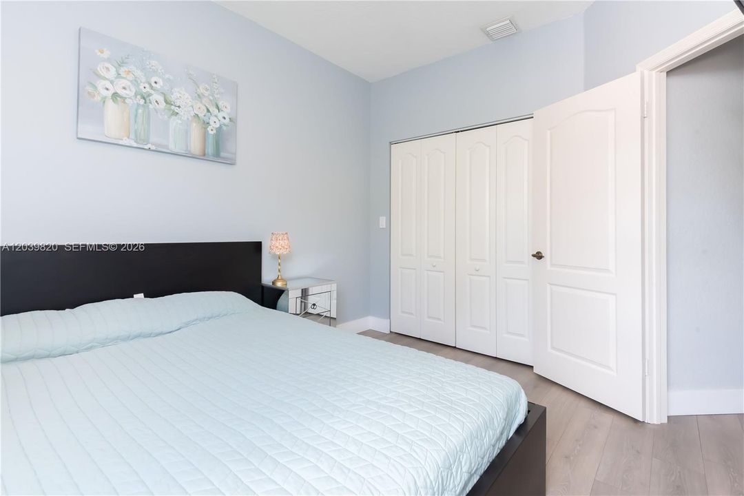 For Sale: $1,160,000 (4 beds, 3 baths, 2401 Square Feet)