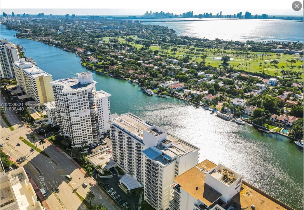 For Rent: $3,150 (1 beds, 1 baths, 1070 Square Feet)