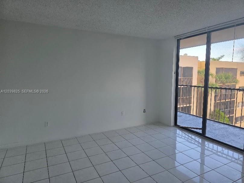 En Renta: $2,200 (2 camas, 2 baños, 1030 Pies cuadrados)