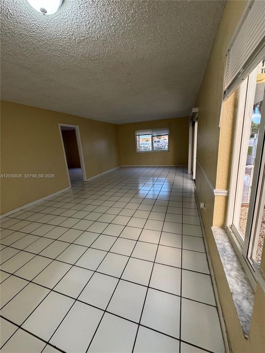 En Venta: $209,900 (2 camas, 2 baños, 990 Pies cuadrados)