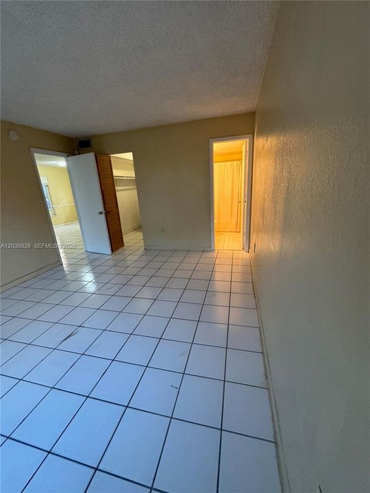 En Venta: $209,900 (2 camas, 2 baños, 990 Pies cuadrados)