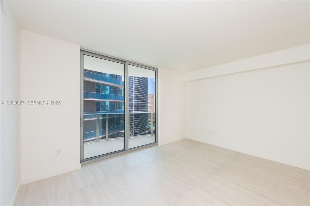 For Rent: $6,700 (2 beds, 2 baths, 1041 Square Feet)