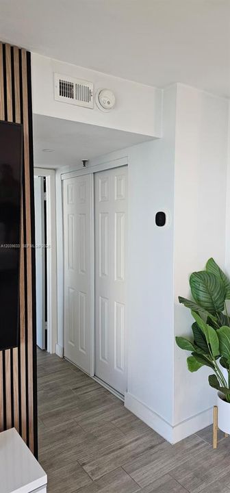 En Venta: $429,000 (1 camas, 1 baños, 880 Pies cuadrados)