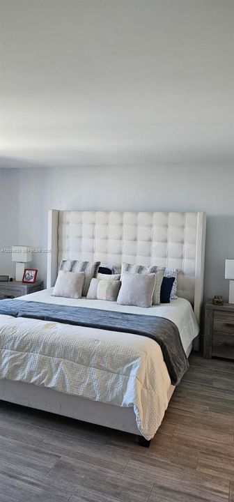 En Venta: $429,000 (1 camas, 1 baños, 880 Pies cuadrados)