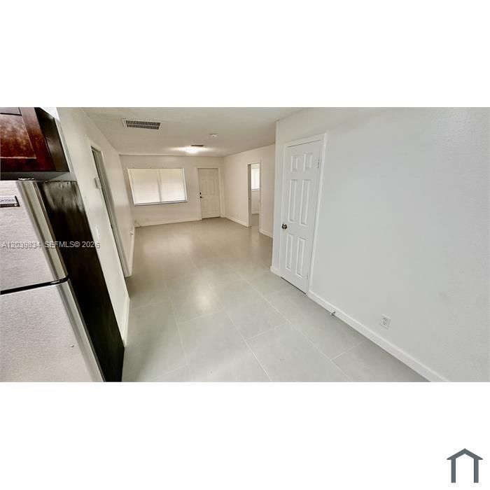 В аренду: $2,750 (3 спален, 2 ванн, 4416 Квадратных фут)