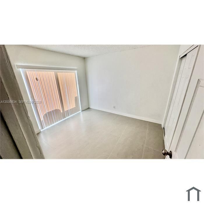 В аренду: $2,750 (3 спален, 2 ванн, 4416 Квадратных фут)