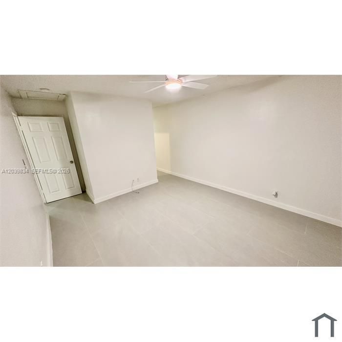 В аренду: $2,750 (3 спален, 2 ванн, 4416 Квадратных фут)