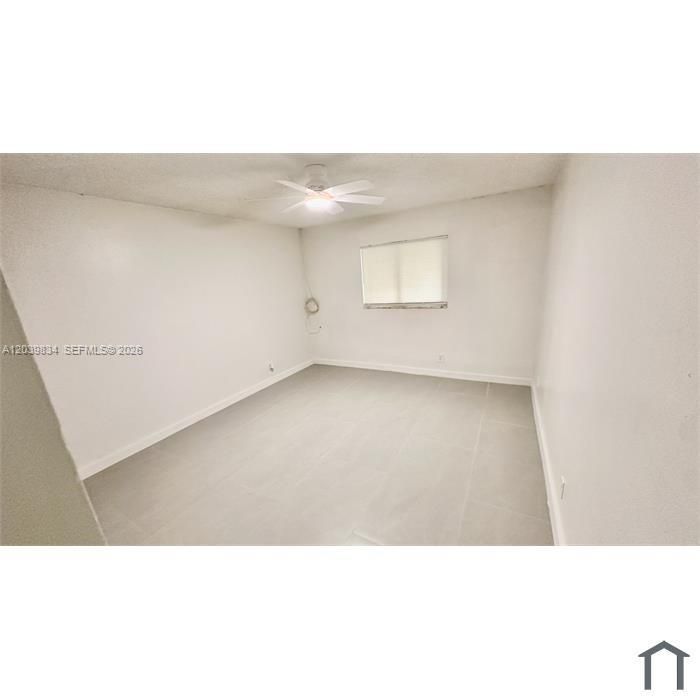 В аренду: $2,750 (3 спален, 2 ванн, 4416 Квадратных фут)