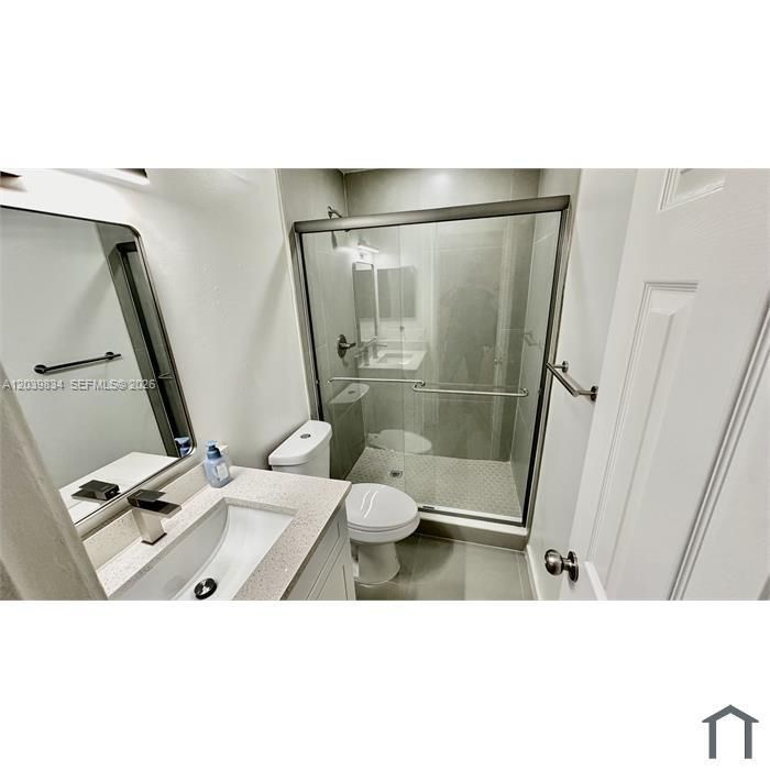 В аренду: $2,750 (3 спален, 2 ванн, 4416 Квадратных фут)