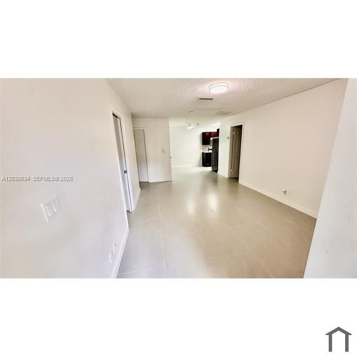В аренду: $2,750 (3 спален, 2 ванн, 4416 Квадратных фут)