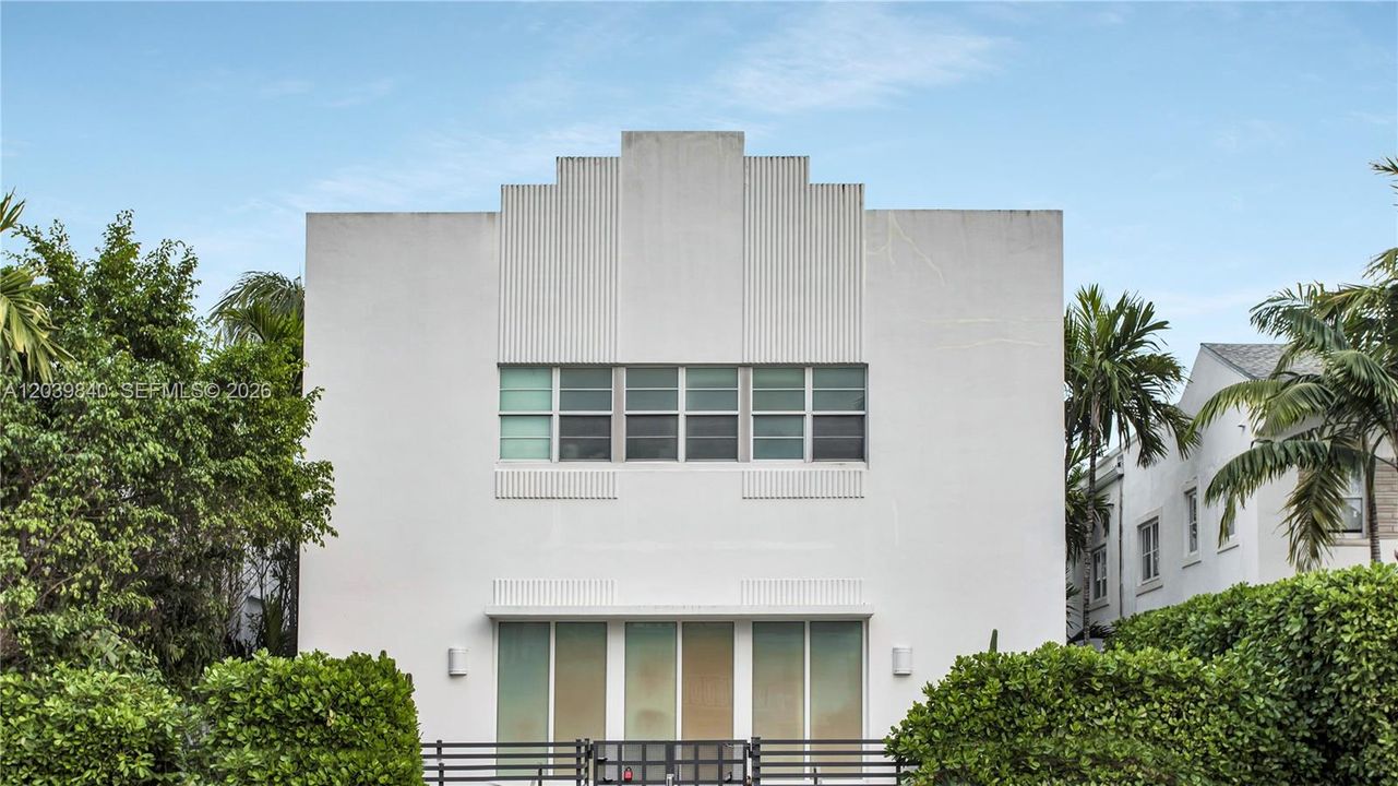 For Rent: $2,500 (1 beds, 1 baths, 533 Square Feet)