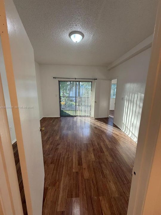 En Renta: $2,100 (2 camas, 2 baños, 858 Pies cuadrados)