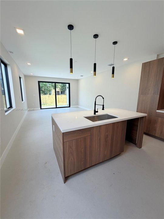 En Venta: $679,900 (3 camas, 2 baños, 0 Pies cuadrados)