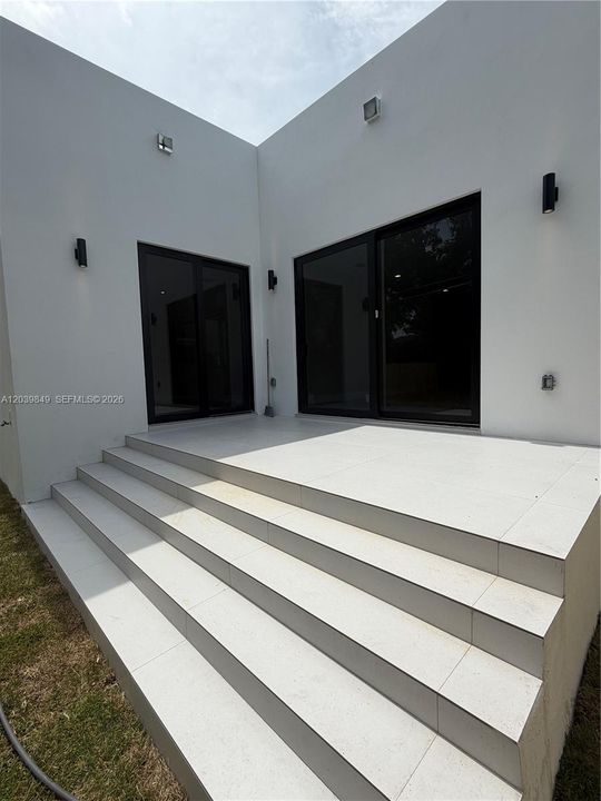 En Venta: $679,900 (3 camas, 2 baños, 0 Pies cuadrados)