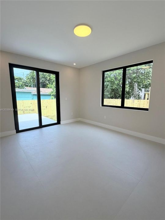 En Venta: $679,900 (3 camas, 2 baños, 0 Pies cuadrados)