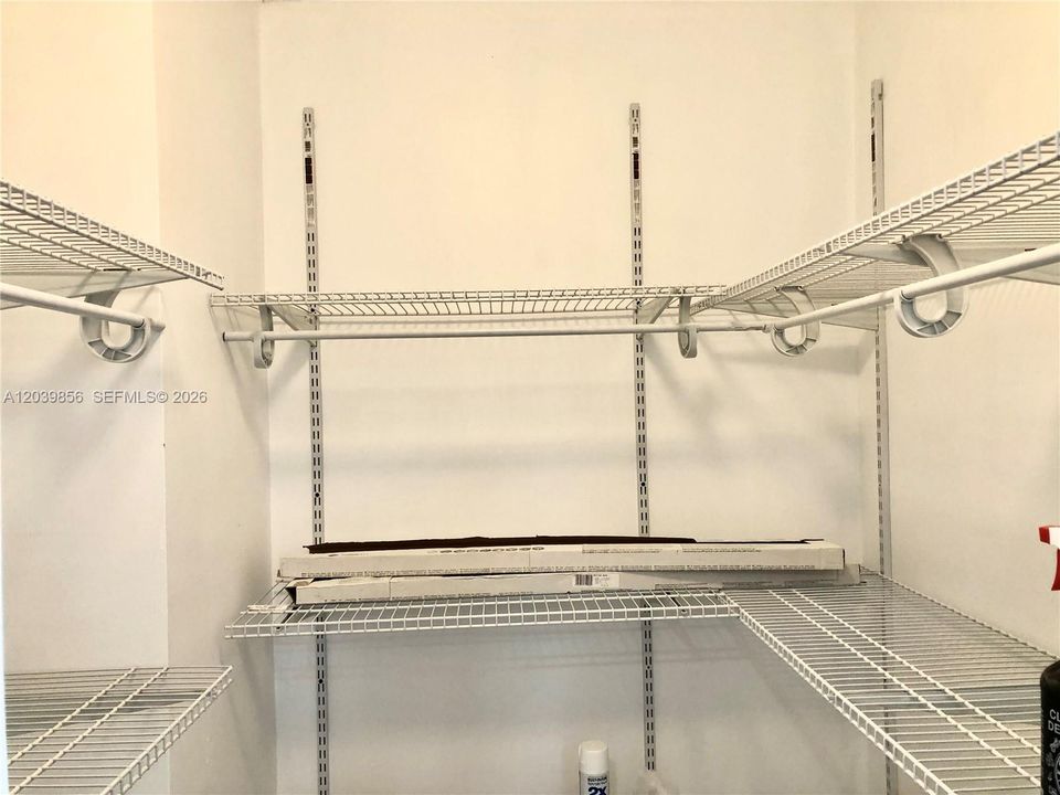 En Renta: $2,400 (0 camas, 1 baños, 500 Pies cuadrados)