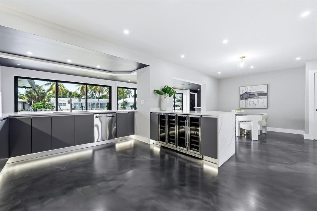 Open Kitchen