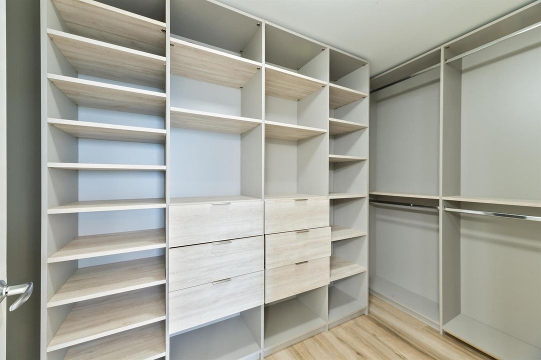Walk in Closet