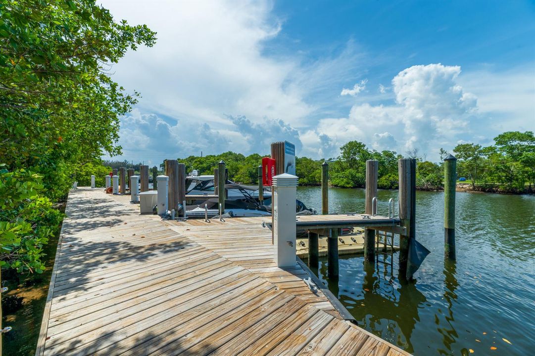 Dock