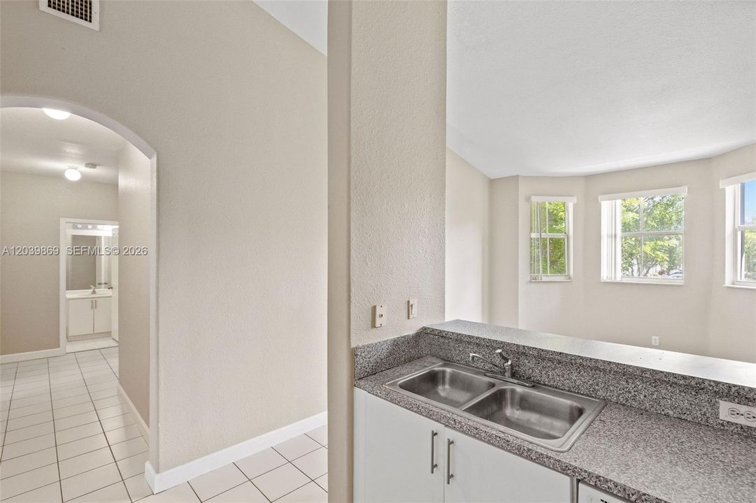 En Venta: $199,900 (3 camas, 2 baños, 1182 Pies cuadrados)