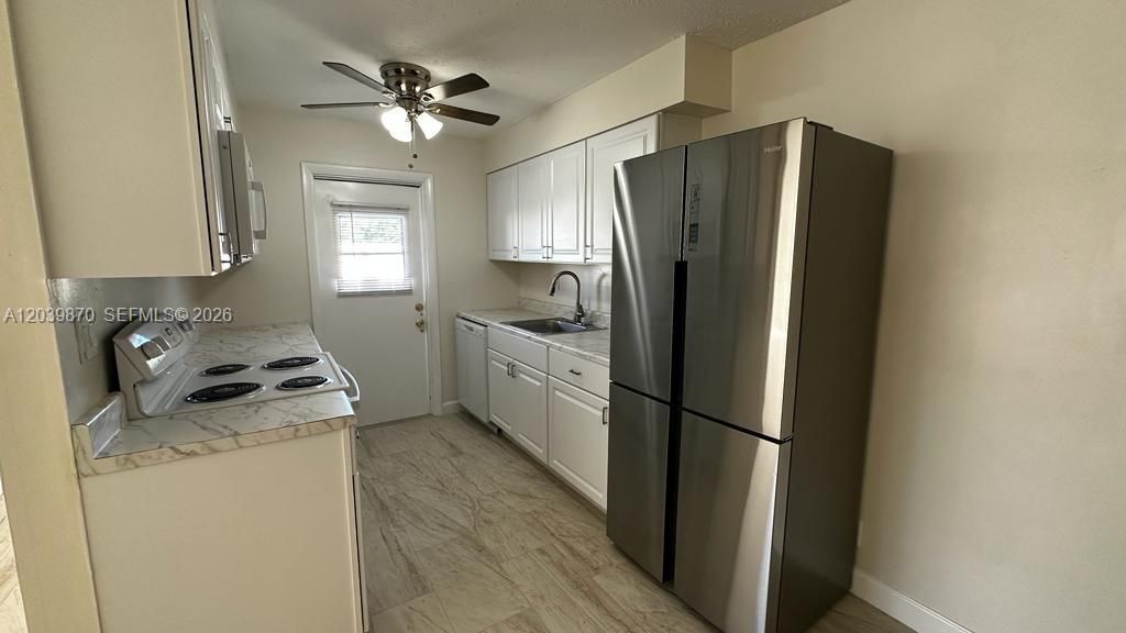 В аренду: $2,300 (3 спален, 2 ванн, 1150 Квадратных фут)