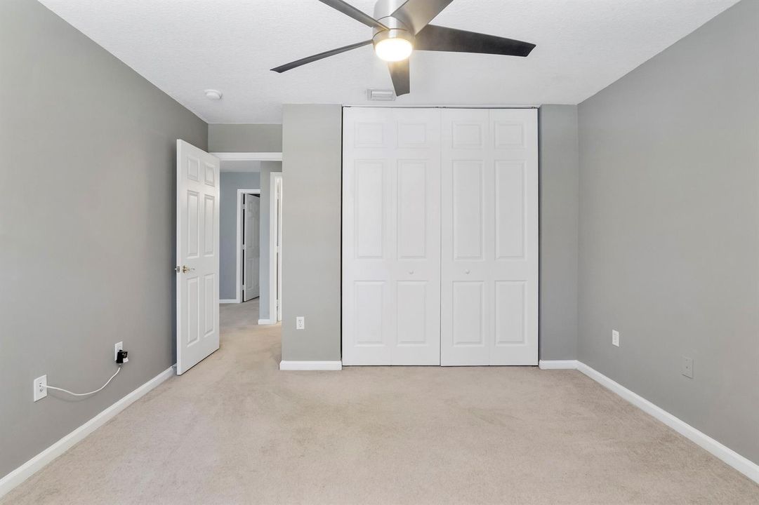 6370 Stonehurst Cir_067