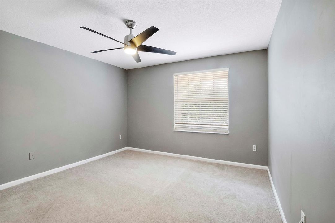 6370 Stonehurst Cir_066