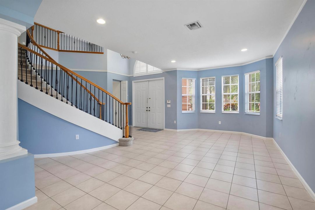 6370 Stonehurst Cir_011
