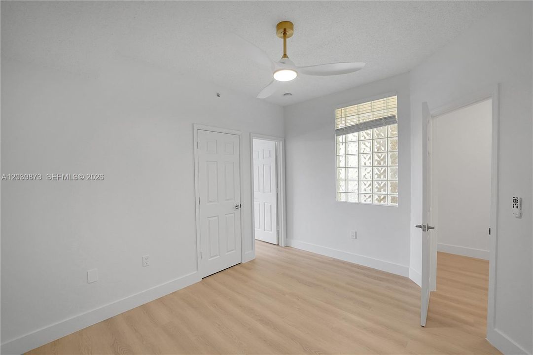 For Sale: $324,500 (3 beds, 2 baths, 1113 Square Feet)