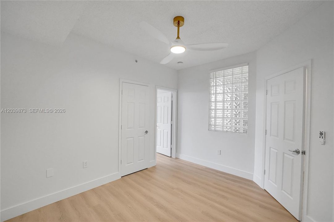 For Sale: $324,500 (3 beds, 2 baths, 1113 Square Feet)