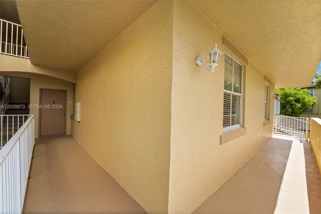 For Sale: $324,500 (3 beds, 2 baths, 1113 Square Feet)
