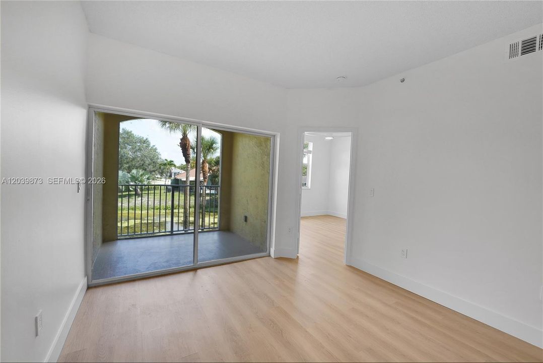 For Sale: $324,500 (3 beds, 2 baths, 1113 Square Feet)