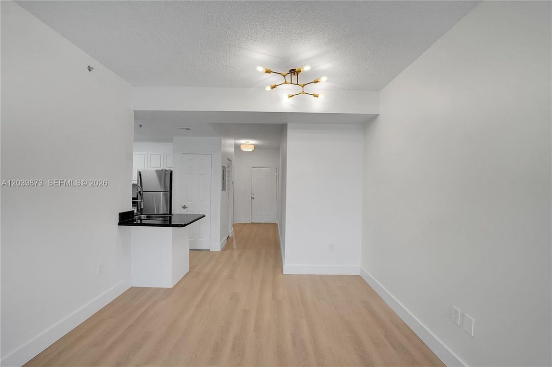 For Sale: $324,500 (3 beds, 2 baths, 1113 Square Feet)