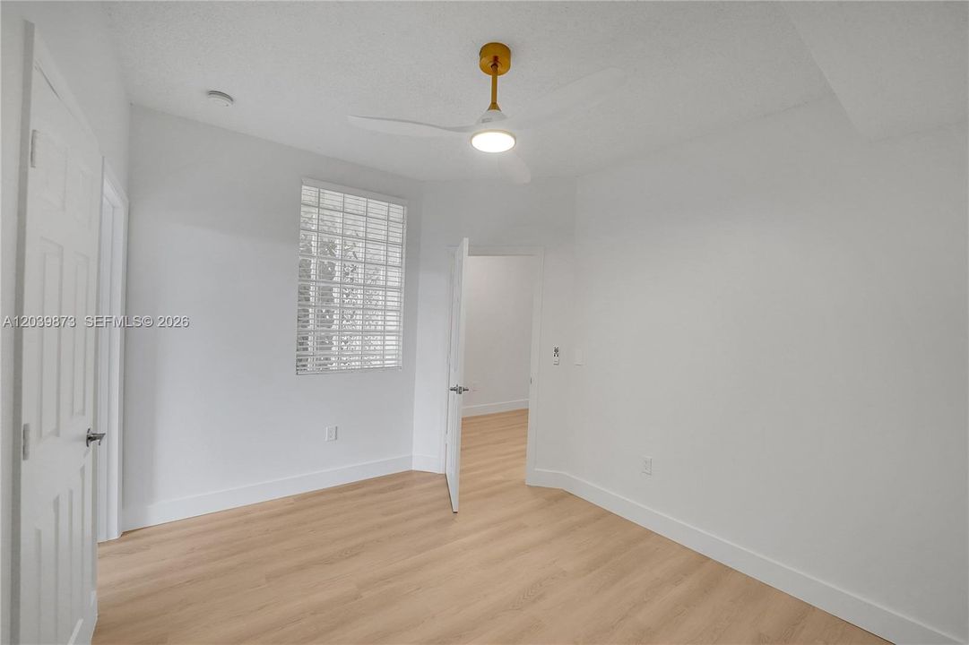 For Sale: $324,500 (3 beds, 2 baths, 1113 Square Feet)